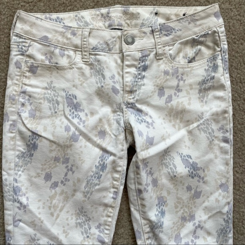 American Eagle White Patterned Jegging Jeans - image 4